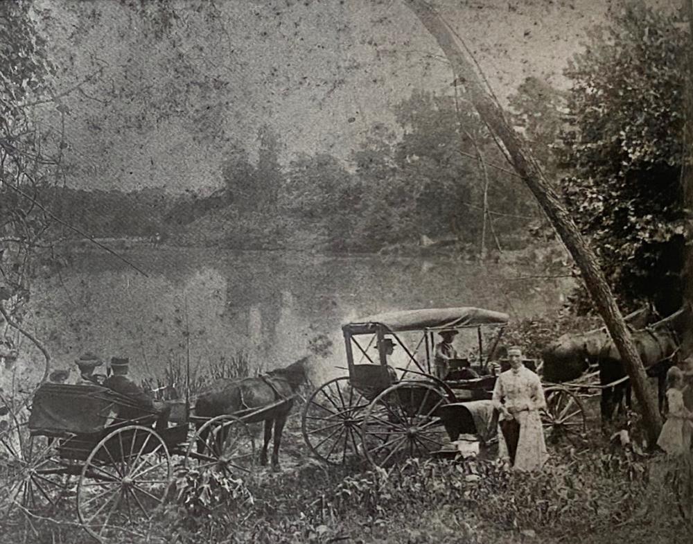 Along Buffalo Bayou in the 1890s. Courtesy Geoff Winningham.
