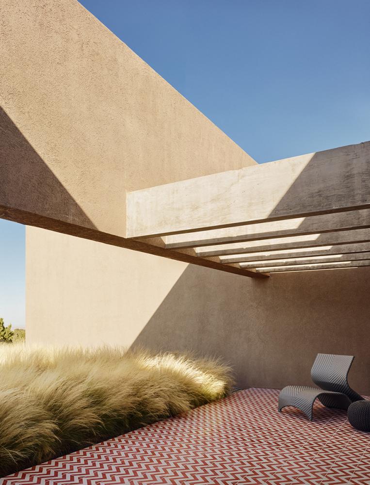  Contemporary Design in the High Desert." Courtesy Monacelli.